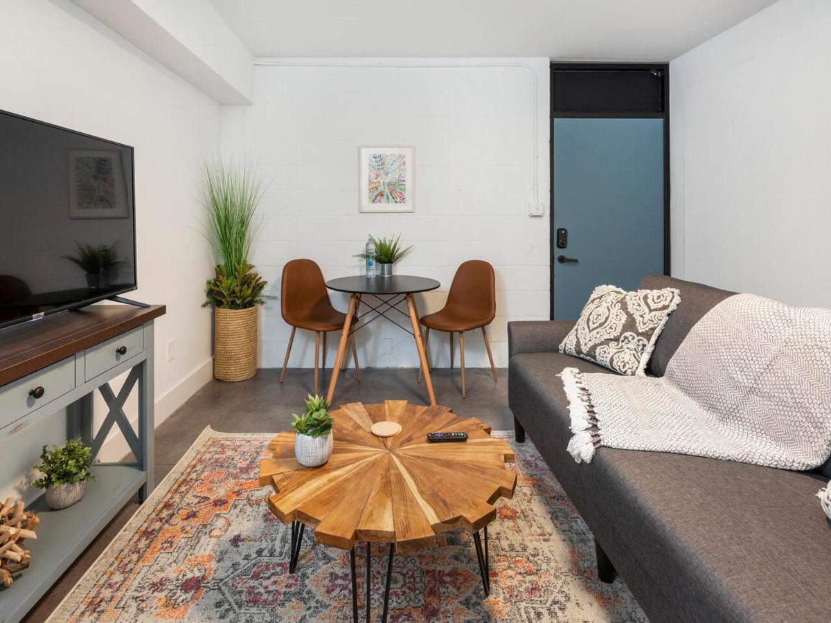 Apartament Comfortable Studio With Queen Bed, City Walkable! Atlanta Zewnętrze zdjęcie