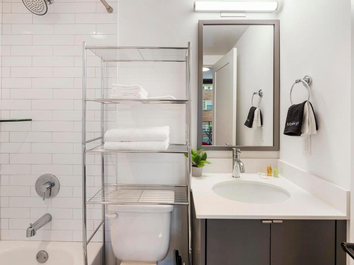 Apartament Comfortable Studio With Queen Bed, City Walkable! Atlanta Zewnętrze zdjęcie