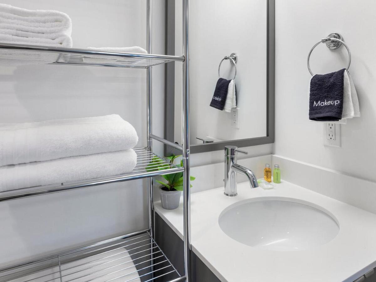 Apartament Comfortable Studio With Queen Bed, City Walkable! Atlanta Zewnętrze zdjęcie